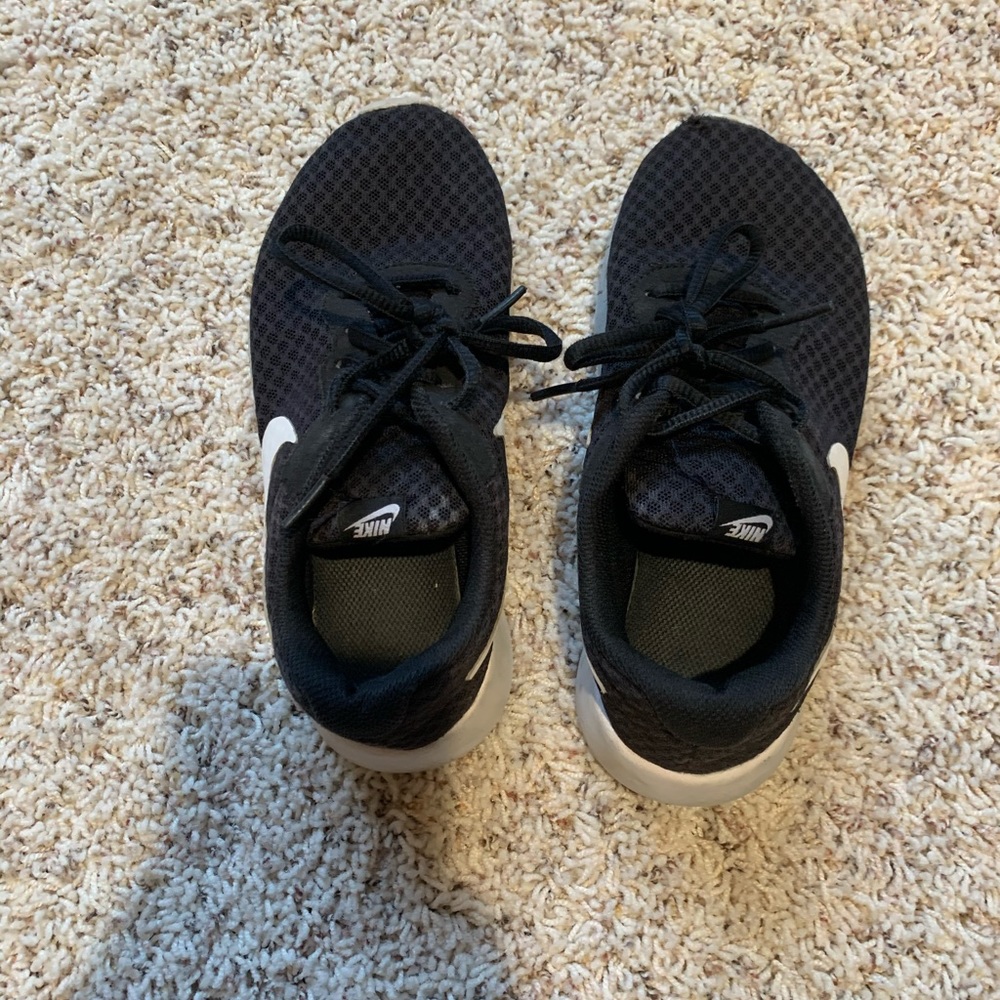 NIKE Kids Roche’s